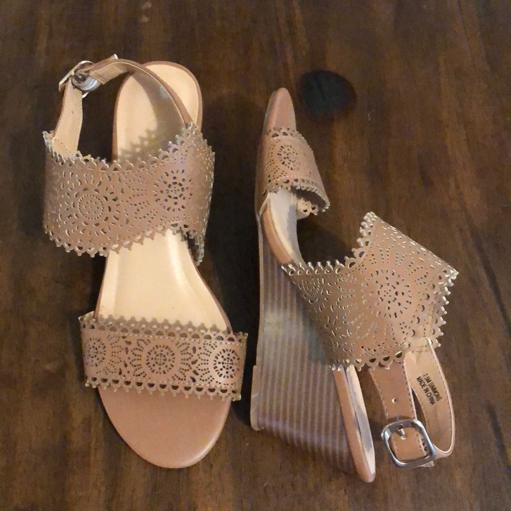 Xoxo Camel Wedges